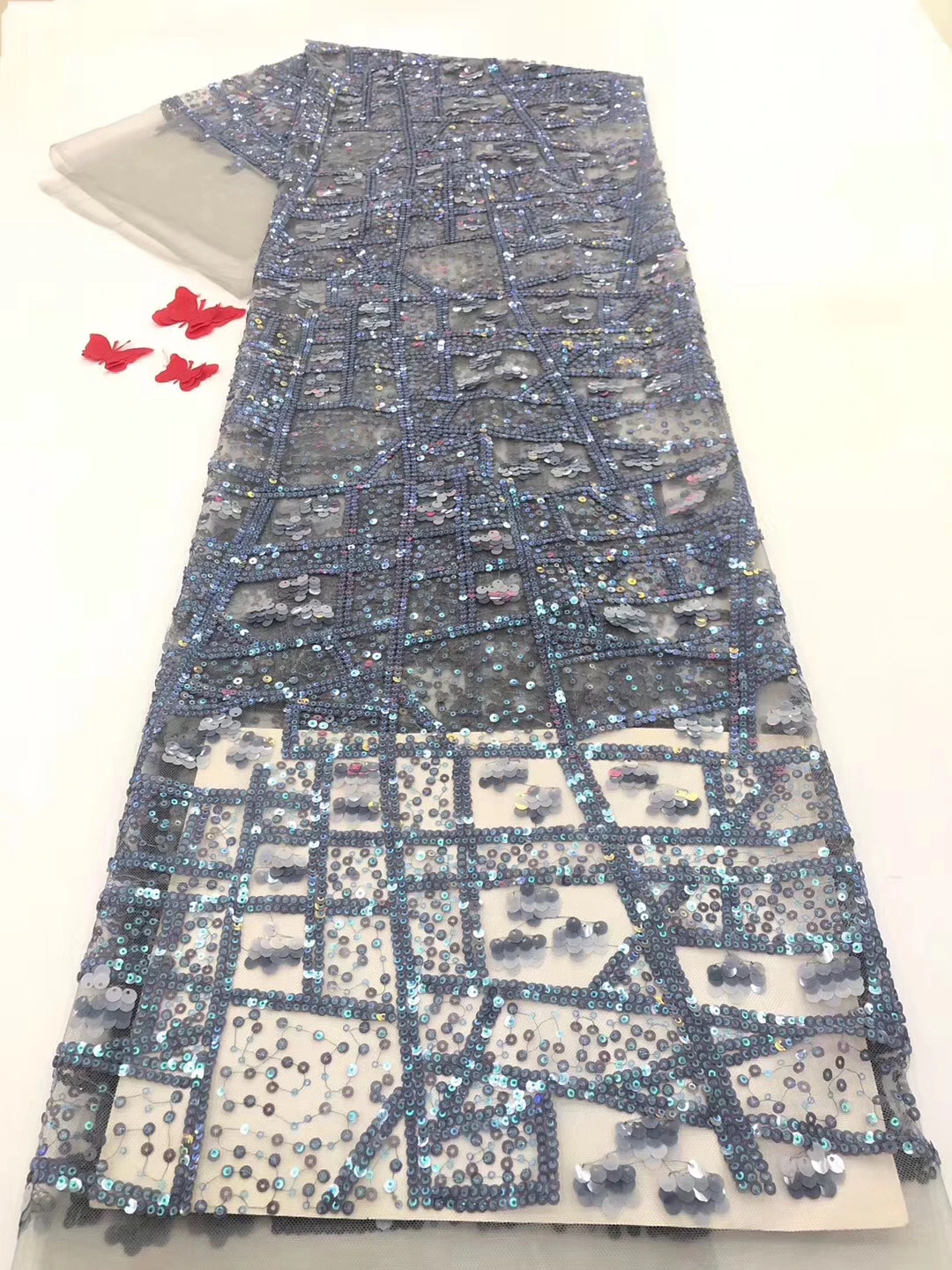 French sequin lace fabric 2020 high quality lace African lace fabric, used for wedding Nigerian tulle lace material D3840
French sequin lace fabric 2020 high quality lace African lace fabric, used for wedding Nigerian tulle lace material D3840