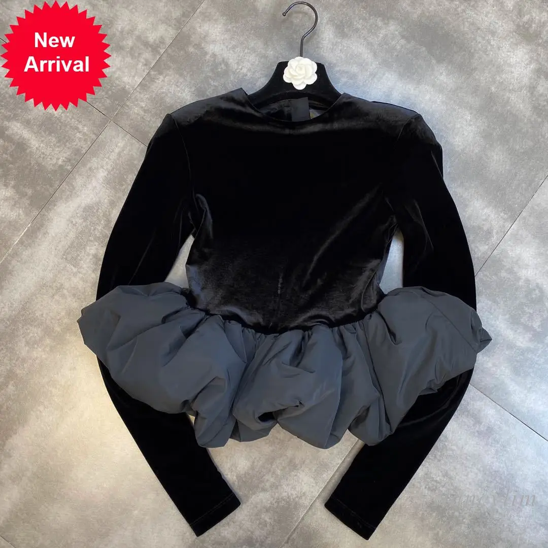 Top Women 2021 Autumn Round Neck Padded Shoulder Long Sleeve Velvet Stitching Three-Dimensional Cotton Ruffled Tee Shirts Lady
Top Women 2021 Autumn Round Neck Padded Shoulder Long Sleeve Velvet Stitching Three-Dimensional Cotton Ruffled Tee Shirts Lady