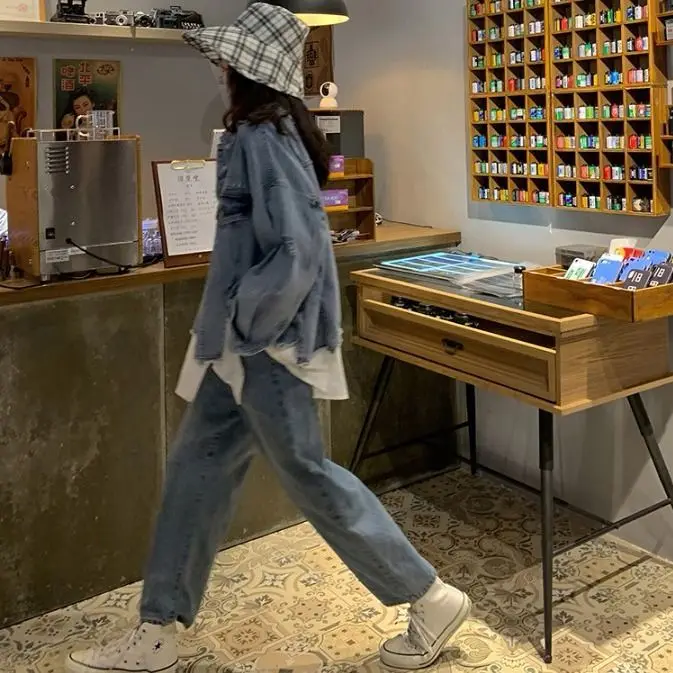 Wide leg jeans women's spring 2020 new BF style student high waist loose retro nine point straight pants
Wide leg jeans women's spring 2020 new BF style student high waist loose retro nine point straight pants