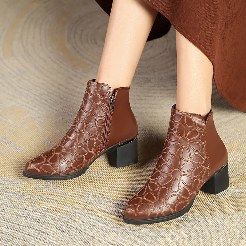 Winter Pointed Toe Ladies Booties Female Autumn Zip PU Leather Shoes Brown Fashion 6cm High Square Heels Women Ankle Boots
Winter Pointed Toe Ladies Booties Female Autumn Zip PU Leather Shoes Brown Fashion 6cm High Square Heels Women Ankle Boots