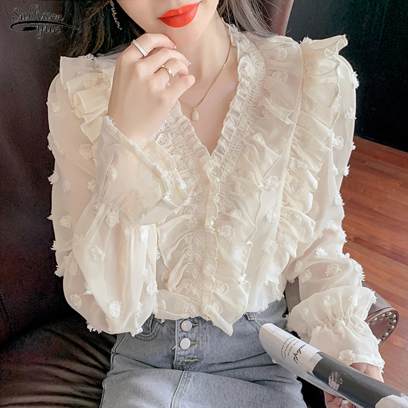 2021 Autumn Elegant Chiffon Shirt French Women's Ruffle Blouse New V-neck Long Sleeve Loose Lace Blouse Women Top Blusas 17199
2021 Autumn Elegant Chiffon Shirt French Women's Ruffle Blouse New V-neck Long Sleeve Loose Lace Blouse Women Top Blusas 17199