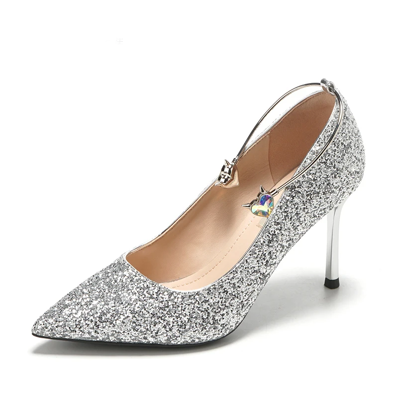 Wedding shoes girl 2019 new winter wedding bride bride dress high heels silver sequin wedding dress crystal shoes
Wedding shoes girl 2019 new winter wedding bride bride dress high heels silver sequin wedding dress crystal shoes