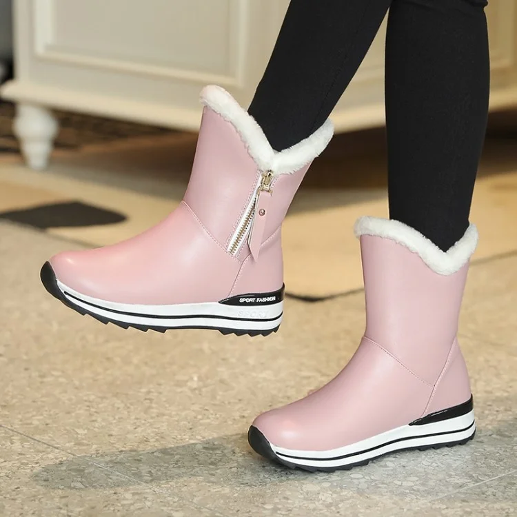 Winter thick Plush size snow boots women's middle sleeve Plush boots girls' boots shoes
Winter thick Plush size snow boots women's middle sleeve Plush boots girls' boots shoes