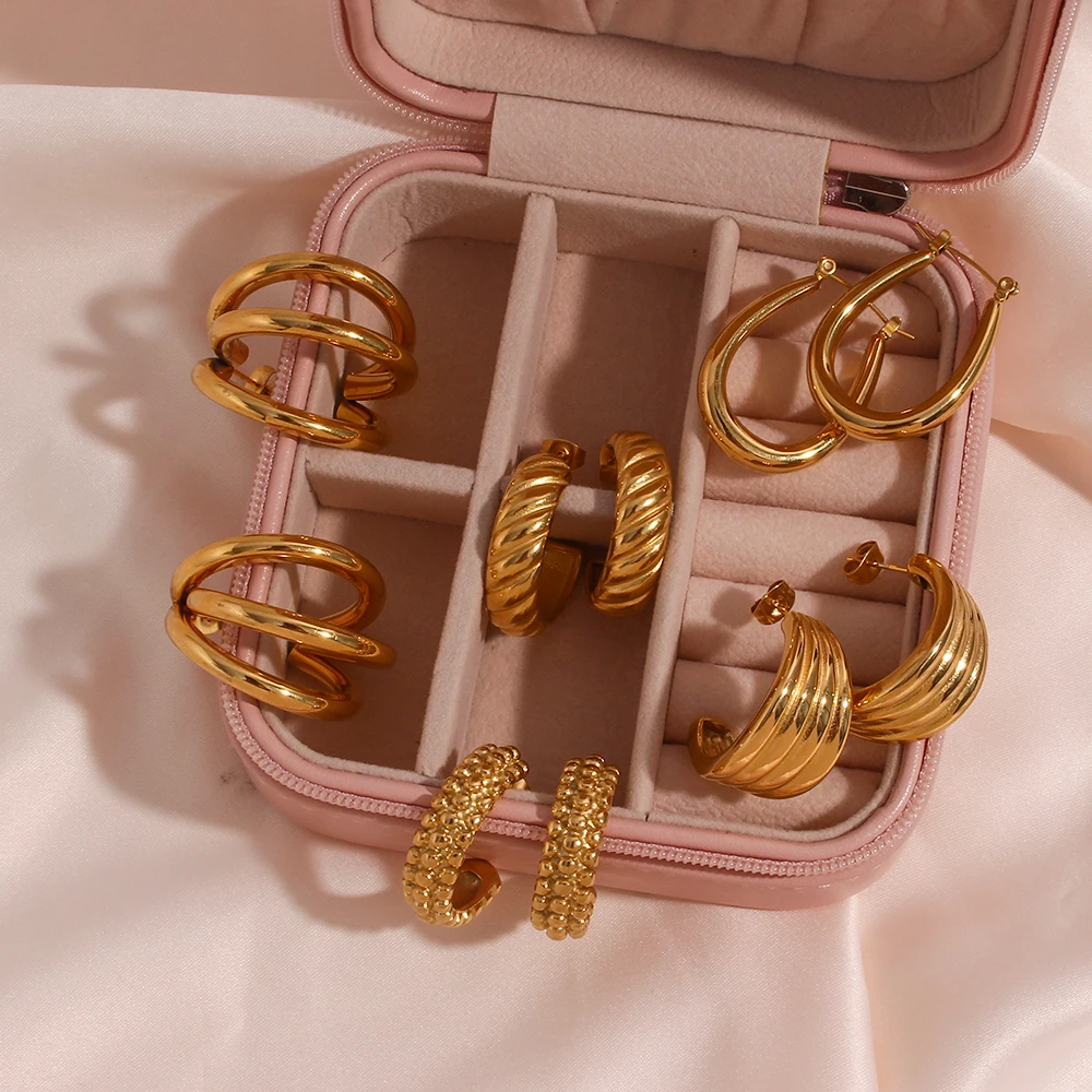 2021 New Design Gold Hoop Earring Jewelry Chunky Croissant Hollow Oval Tube Textured Boat Geometric Statement Hoop Earrings
2021 New Design Gold Hoop Earring Jewelry Chunky Croissant Hollow Oval Tube Textured Boat Geometric Statement Hoop Earrings