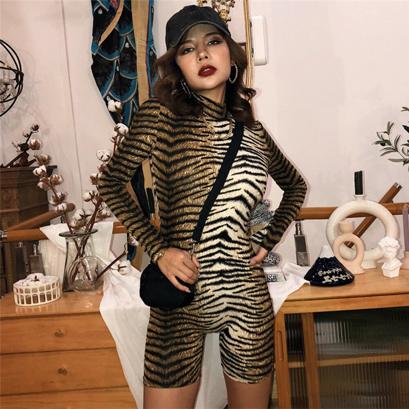 Rompers Womens Bodycon Playsuit Clubwear Long Sleeve Party Trousers Vintage Animal Print Jumpsuit Overalls Femme Fashion Clothes
Rompers Womens Bodycon Playsuit Clubwear Long Sleeve Party Trousers Vintage Animal Print Jumpsuit Overalls Femme Fashion Clothes