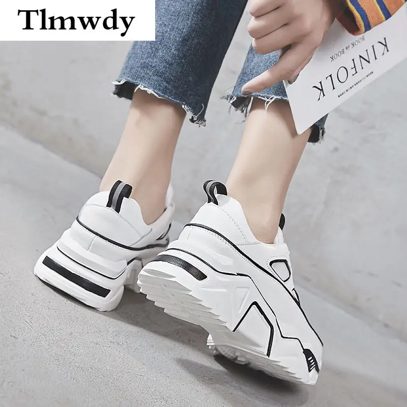 Women's Chunky Sneakers 2021 Spring New Platform Vulcanize Shoes Fashion Breathable Women Casual Shoes Lace-up White Dad Shoes
Women's Chunky Sneakers 2021 Spring New Platform Vulcanize Shoes Fashion Breathable Women Casual Shoes Lace-up White Dad Shoes