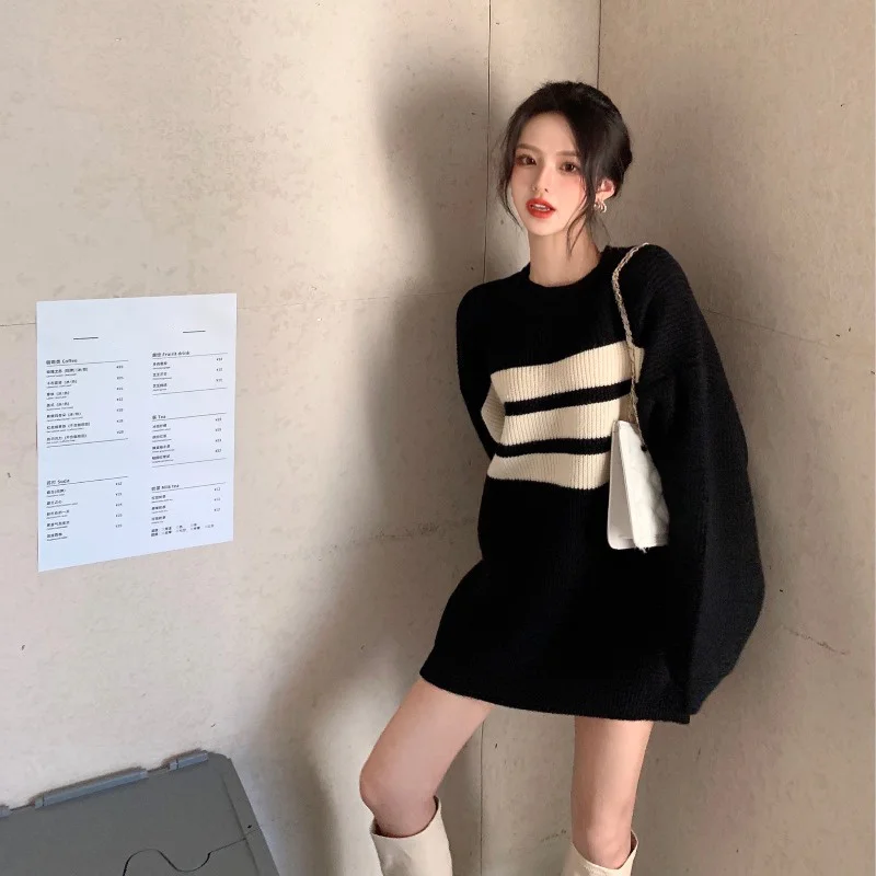 Women's Sweater Loose Outer Wear Thick Lazy Black Striped Sweater Autumn and Winter New Pullover
Women's Sweater Loose Outer Wear Thick Lazy Black Striped Sweater Autumn and Winter New Pullover