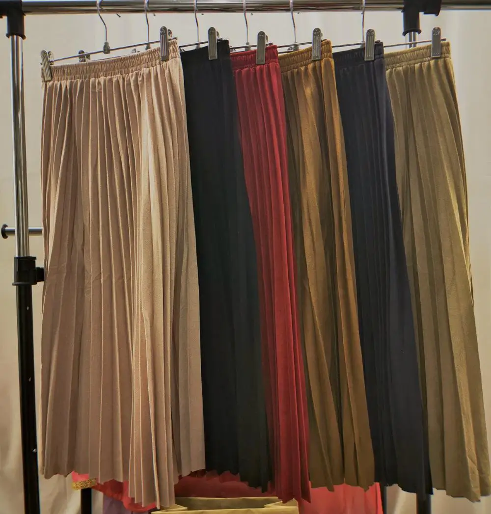 6 Colors Women High Waist Pleated Stretch Swing Skirt Muslim Bottoms A-line Skirt Autumn Maxi Skirt 2019 Fashion Loose Elastic
6 Colors Women High Waist Pleated Stretch Swing Skirt Muslim Bottoms A-line Skirt Autumn Maxi Skirt 2019 Fashion Loose Elastic