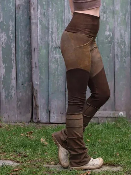 Осенние женские брюки с высокой талией со складками
Осенние женские брюки с высокой талией со складками