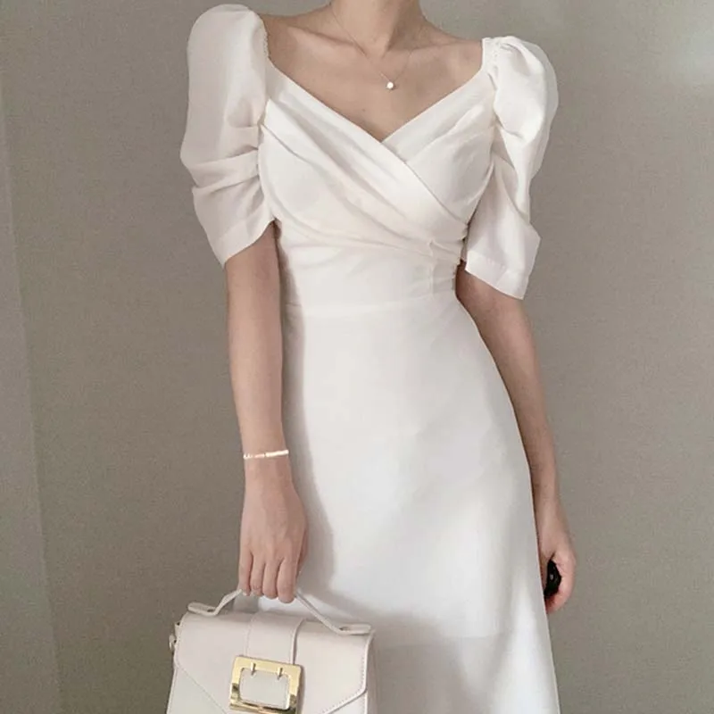 Retro V-Neck Slim Waist Fairy Dress Women Elegant Puff- Sleeve Female A-Line Dress 2021 Summer Party Vestidos Femme Dresses New
Retro V-Neck Slim Waist Fairy Dress Women Elegant Puff- Sleeve Female A-Line Dress 2021 Summer Party Vestidos Femme Dresses New