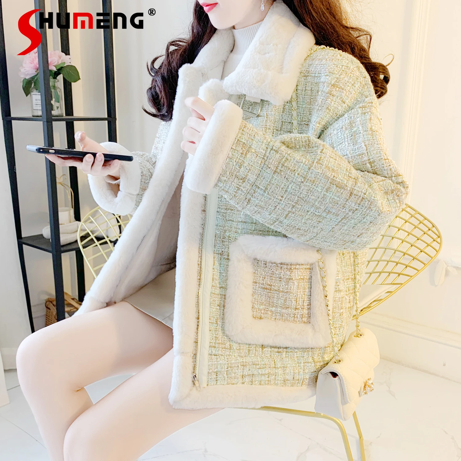 Korean Style Winter Gentle Wool Coat Women Temperamental Popular Green Thickened Woolen Lamb Tweed Short Jacket Women's Clothes
Korean Style Winter Gentle Wool Coat Women Temperamental Popular Green Thickened Woolen Lamb Tweed Short Jacket Women's Clothes