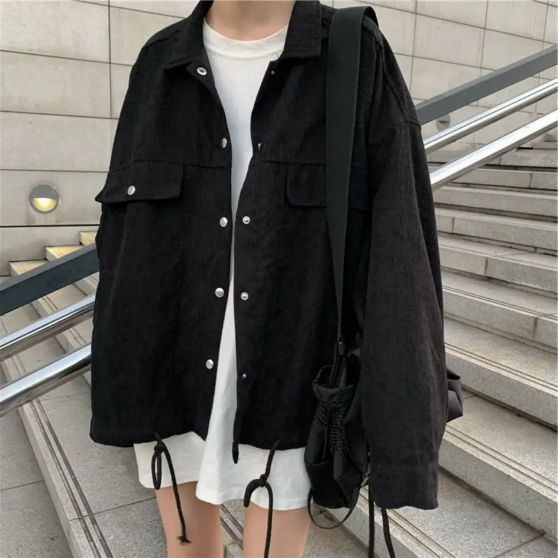 Spring casual jacket 2022 new female retro Hong Kong style BF corduroy mid-length design sense tooling long-sleeved bomb coats 
Spring casual jacket 2022 new female retro Hong Kong style BF corduroy mid-length design sense tooling long-sleeved bomb coats