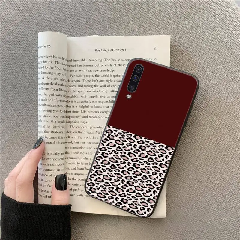 Sexy leopard pattern aesthetics Phone Case For Samsung galaxy S 9 10 20 A 10 21 30 31 40 50 51 71 s note 20 j 4 2018 plus
Sexy leopard pattern aesthetics Phone Case For Samsung galaxy S 9 10 20 A 10 21 30 31 40 50 51 71 s note 20 j 4 2018 plus