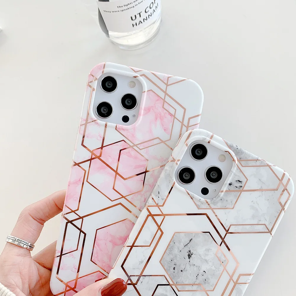 Electroplated Diamond Geometric Splicing Case For iPhone 12 Pro Max 12 Mini 11 Pro Max X XS Max XR 7 8 Plus Protective Cover
Electroplated Diamond Geometric Splicing Case For iPhone 12 Pro Max 12 Mini 11 Pro Max X XS Max XR 7 8 Plus Protective Cover