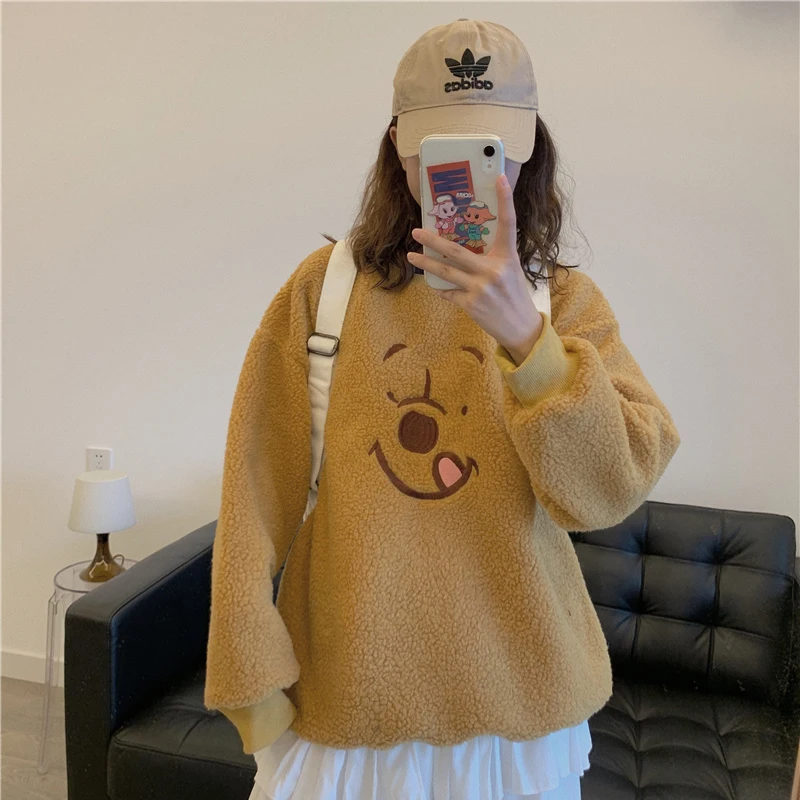 Ins Funny Women's Sweatshirt Cute Embroidery Cartoon Pullover Female Oversized Lamb Wool Moletom Baggy Korean Winter Ropa Mujer
Ins Funny Women's Sweatshirt Cute Embroidery Cartoon Pullover Female Oversized Lamb Wool Moletom Baggy Korean Winter Ropa Mujer