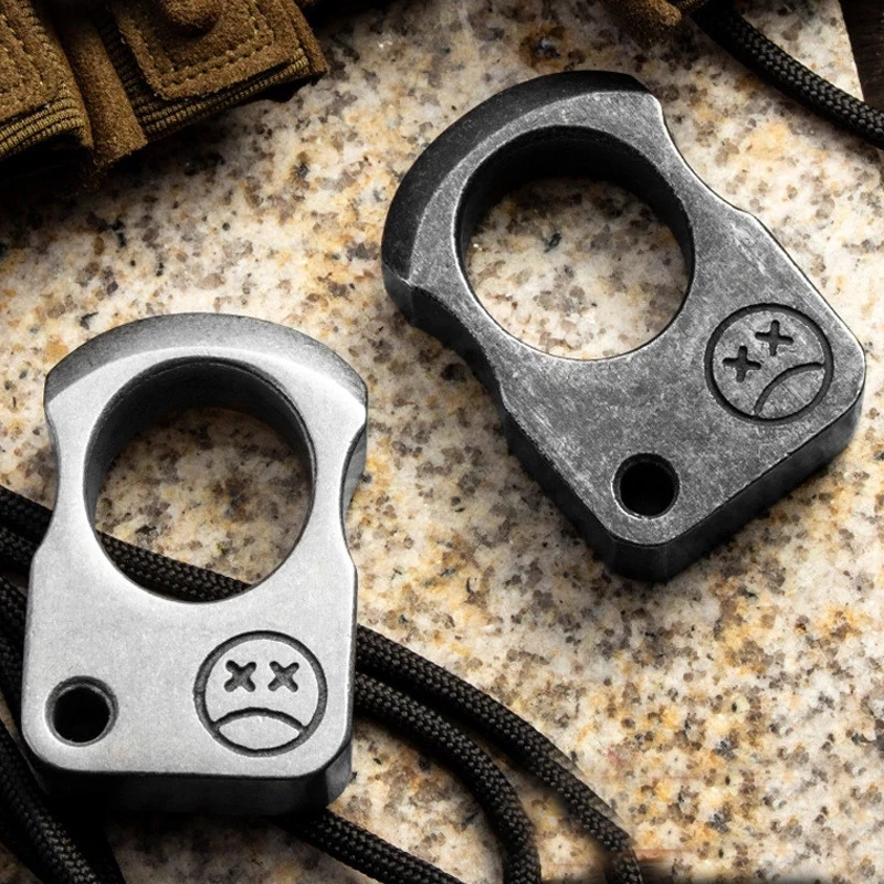 Alloy Steel Outdoor Survival EDC Tactical Tool Multifunctional Ring Pendant Emergency Window Breaker Single Finger Buckle
Alloy Steel Outdoor Survival EDC Tactical Tool Multifunctional Ring Pendant Emergency Window Breaker Single Finger Buckle