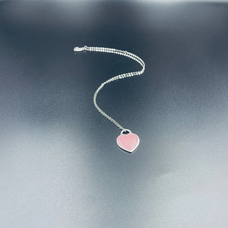 925 sterling silver classic fashion silver heart pendant ladies necklace jewelry holiday gift, 1:1 original LOGO
925 sterling silver classic fashion silver heart pendant ladies necklace jewelry holiday gift, 1:1 original LOGO