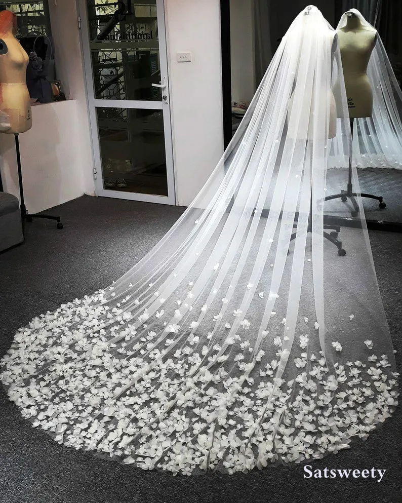 High End Customized Petals Woman Chapel Bridal Veils Veil for Bridal 3D Flowers Wedding Veil Handmade Accessaries
High End Customized Petals Woman Chapel Bridal Veils Veil for Bridal 3D Flowers Wedding Veil Handmade Accessaries