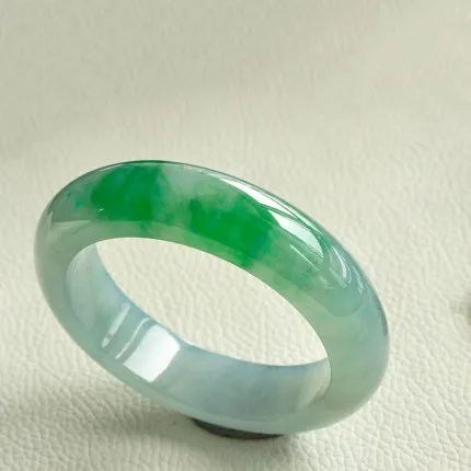 Myanmar jadeite light green two-tone 54-64mm bracelet, elegant princess jewelry, best gift for mother and girlfriend
Myanmar jadeite light green two-tone 54-64mm bracelet, elegant princess jewelry, best gift for mother and girlfriend