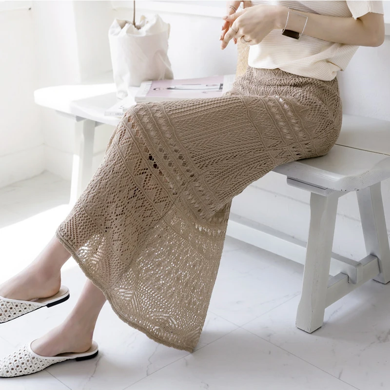 Fashion women's skirts 2021 spring and summer simple hollow knit A-line skirt high waist fishtail bag hip skirt
Fashion women's skirts 2021 spring and summer simple hollow knit A-line skirt high waist fishtail bag hip skirt