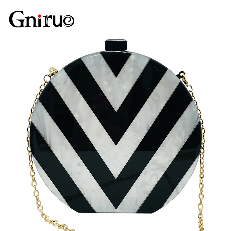 Female Bag New Black And White Geometric Stitching Acrylic Fashion Clutch Bag Diagonal Small Round Bag Dinner Bag
Female Bag New Black And White Geometric Stitching Acrylic Fashion Clutch Bag Diagonal Small Round Bag Dinner Bag