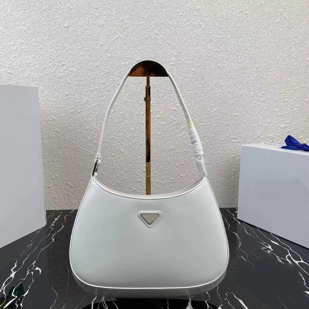 2021 New Trendy Underarm Bag Middle-aged Baguette Bag Shiny Fashion All-match Shoulder Bag-B2159
2021 New Trendy Underarm Bag Middle-aged Baguette Bag Shiny Fashion All-match Shoulder Bag-B2159