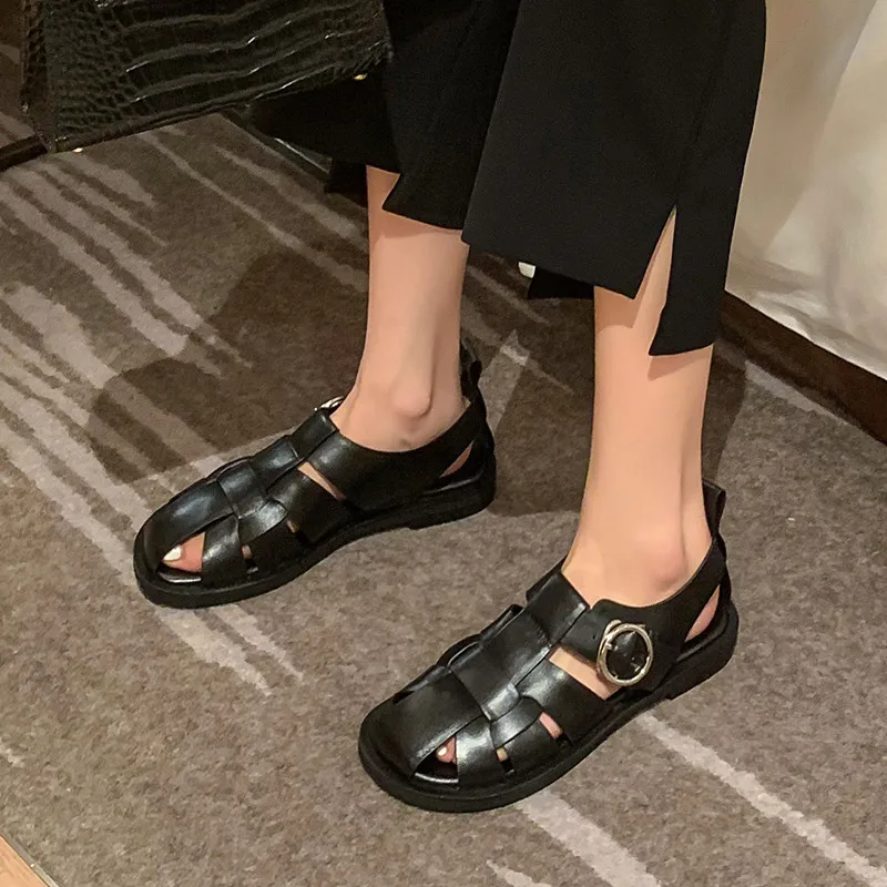 2021 New Arrival Women Shoes Sandals Real Leather Buckle Strap Beach Sandals Cool Ladies Footwear Fashion Summer Shoes
2021 New Arrival Women Shoes Sandals Real Leather Buckle Strap Beach Sandals Cool Ladies Footwear Fashion Summer Shoes