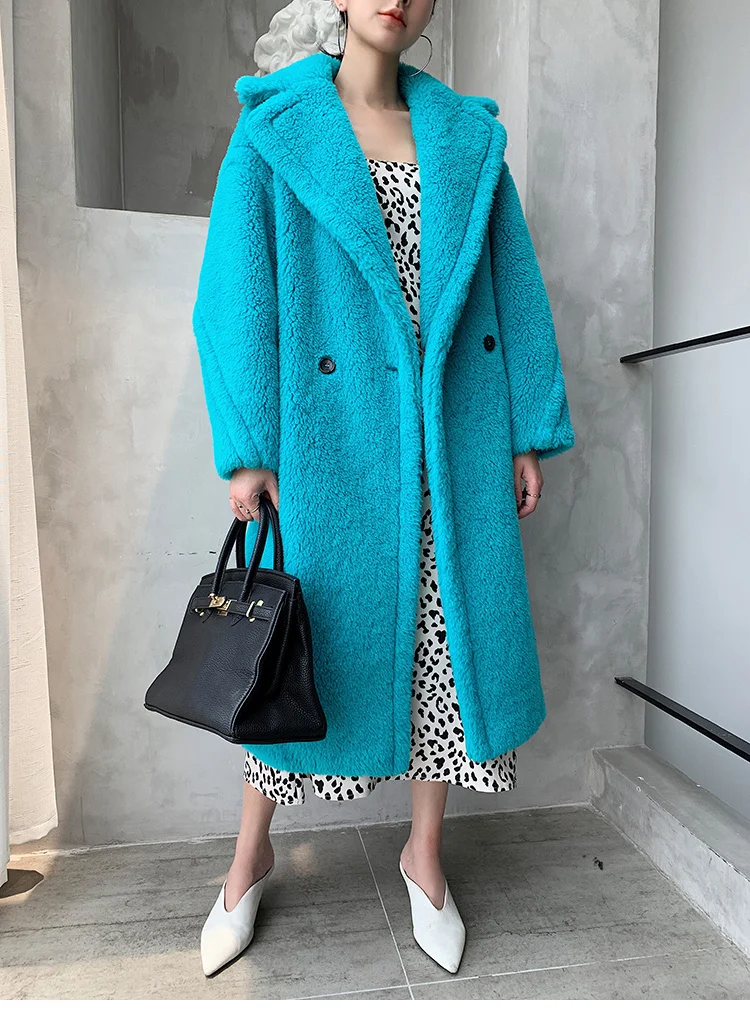 X-long solid jacket teddy bear women coat winter new brand thick warm 100% real wool sheep fur coats plus size clothing
X-long solid jacket teddy bear women coat winter new brand thick warm 100% real wool sheep fur coats plus size clothing