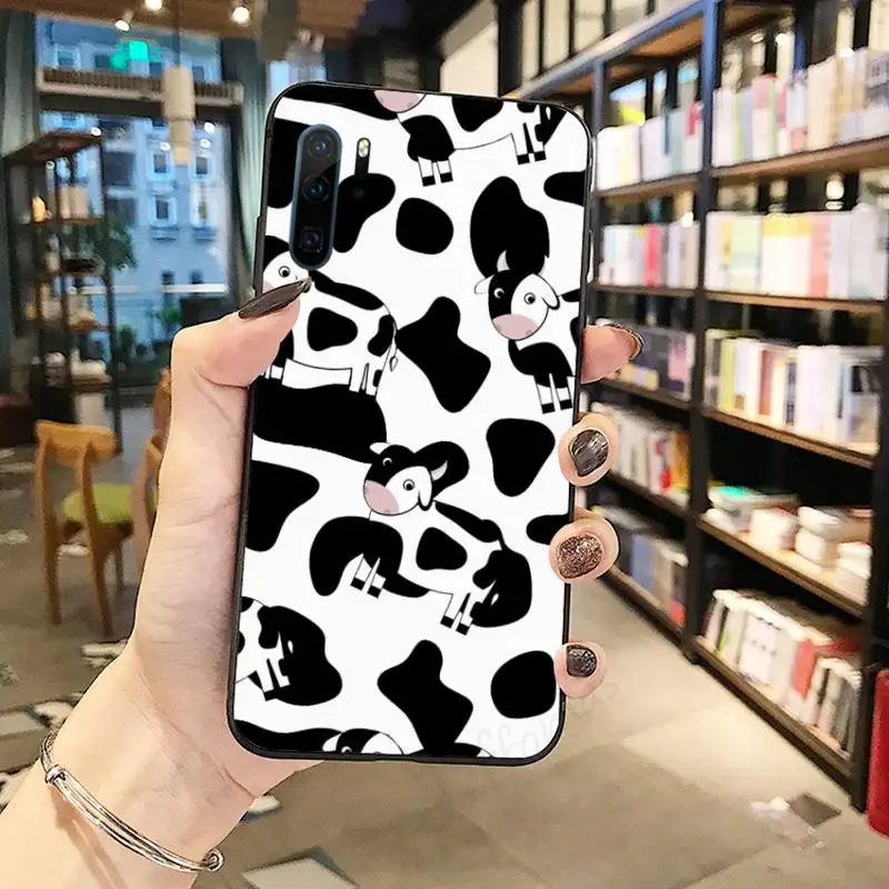Cow Print Black White Phone Case Funda For Huawei P9 P10 P20 P30 Lite 2016 2017 2019 plus pro P smart
Cow Print Black White Phone Case Funda For Huawei P9 P10 P20 P30 Lite 2016 2017 2019 plus pro P smart