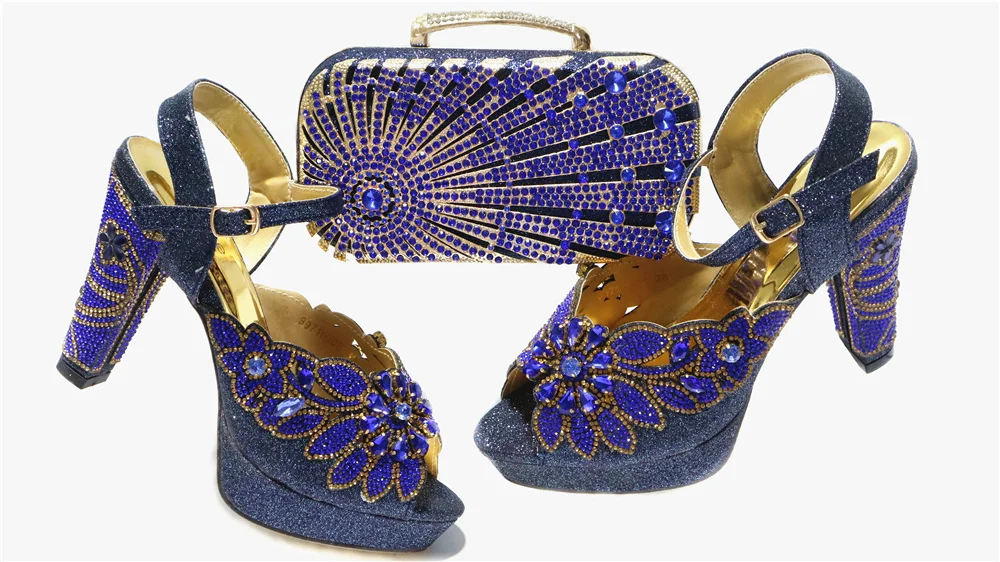 2021 African Lastest Italian Design Crystal and Appliques Decoration Style Purple Color Ladies Shoes and Bag Set for Party
2021 African Lastest Italian Design Crystal and Appliques Decoration Style Purple Color Ladies Shoes and Bag Set for Party