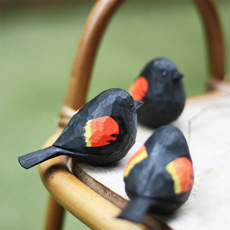Red Winged Black Bird Wooden Blackbird Fat Chirp Bird Handmade Wood Carving Bird Animal Ornaments Cute Gift Room Garden Decor
Red Winged Black Bird Wooden Blackbird Fat Chirp Bird Handmade Wood Carving Bird Animal Ornaments Cute Gift Room Garden Decor