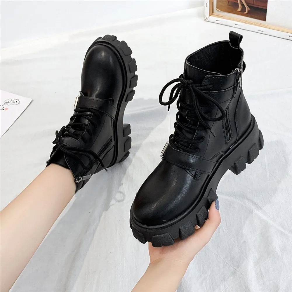 Candy colors Woman Boots Platform Shoes Woman Leather Autumn Fashion Boots Women Military boots Women Shoes 2020 Designers hot
Candy colors Woman Boots Platform Shoes Woman Leather Autumn Fashion Boots Women Military boots Women Shoes 2020 Designers hot