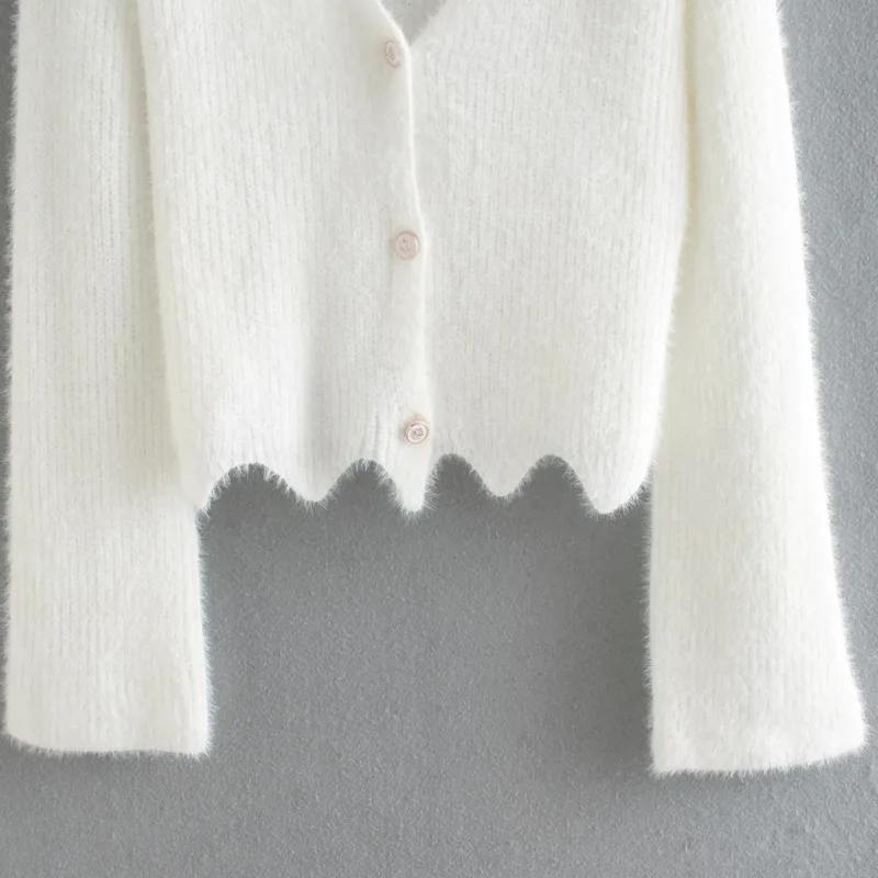 Knitted Cardigan Women Short Sweater Long Sleeve V Neck Autumn New Fashion Woman Knitted Cropped Cardigan
Knitted Cardigan Women Short Sweater Long Sleeve V Neck Autumn New Fashion Woman Knitted Cropped Cardigan
