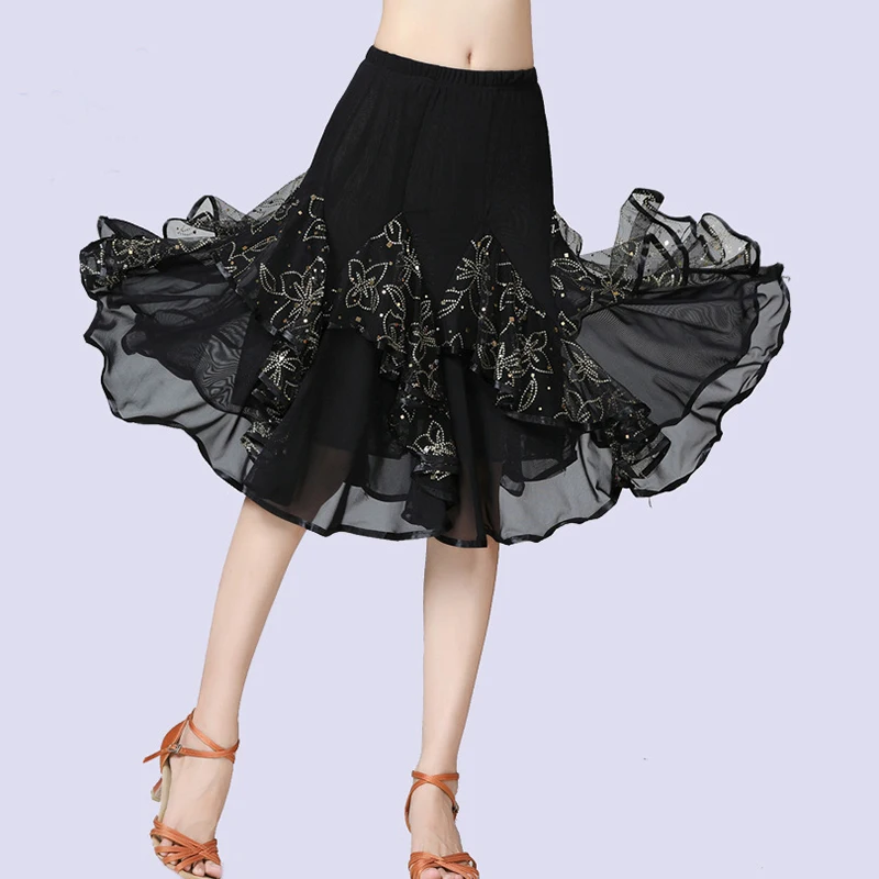 Sequin Embroidered Poncho Latin Dance Dress Adult Stage Practice Clothes Ballroom Tango Dance Big Swing Short Skirts For Women
Sequin Embroidered Poncho Latin Dance Dress Adult Stage Practice Clothes Ballroom Tango Dance Big Swing Short Skirts For Women