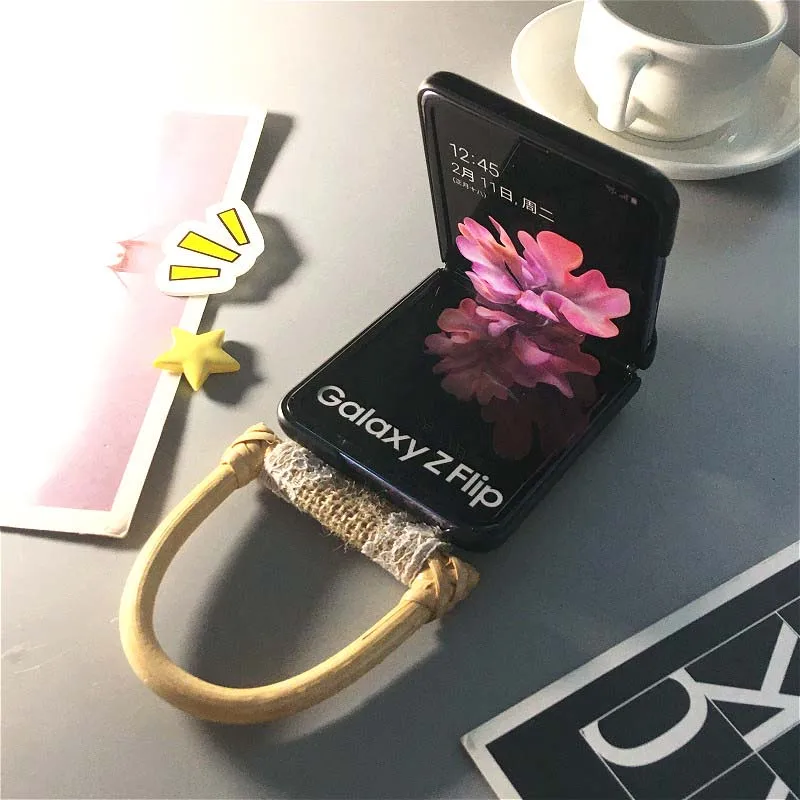 Cover for Samsung Z Flip Mobile Phone Case Galaxy Z Flip 5g Folding Screen Portable Bamboo and Rattan Folding F7070 Women Gift
Cover for Samsung Z Flip Mobile Phone Case Galaxy Z Flip 5g Folding Screen Portable Bamboo and Rattan Folding F7070 Women Gift