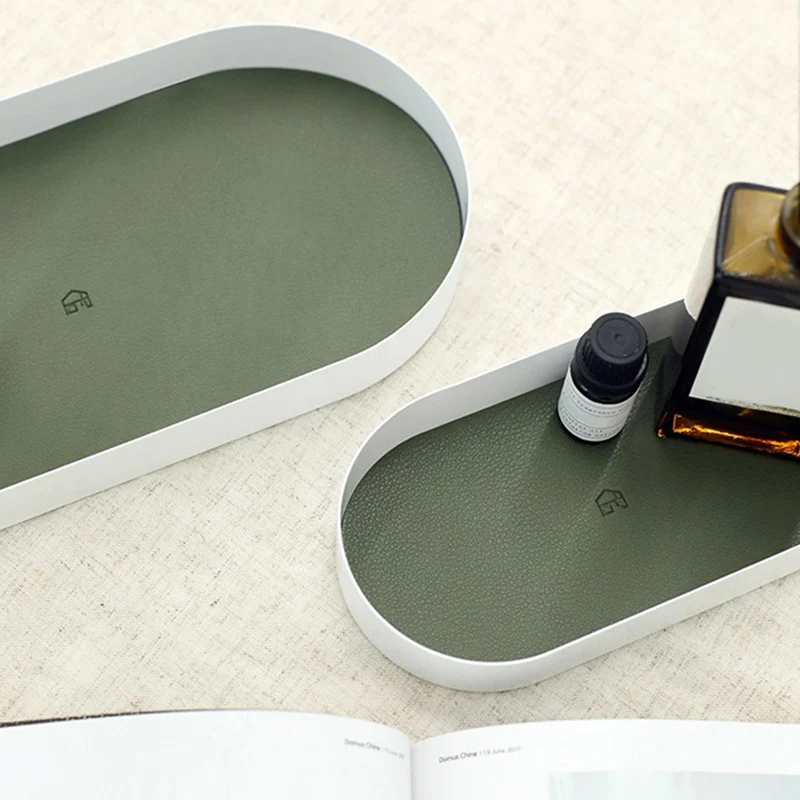 Iron Tray with PU Leather Mat Oval Desktop Storage Tray Entrance Storage Tray Bathroom Organizer Tray
Iron Tray with PU Leather Mat Oval Desktop Storage Tray Entrance Storage Tray Bathroom Organizer Tray