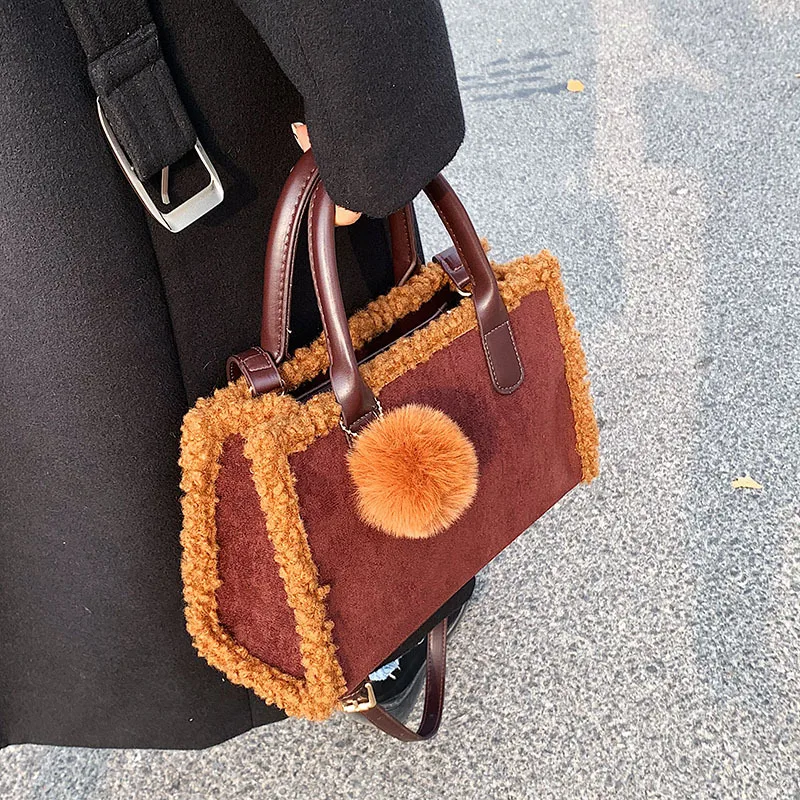 Women bag Winter new style 2021 Vintage plush handbag Women's solid color large-capacity one-shoulder messenger bag
Women bag Winter new style 2021 Vintage plush handbag Women's solid color large-capacity one-shoulder messenger bag