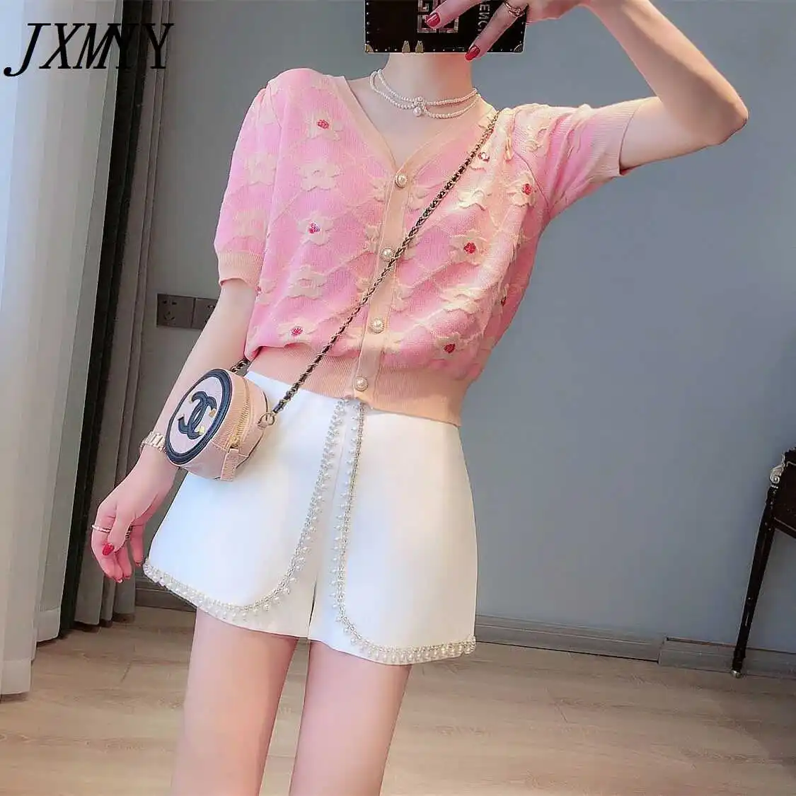 ICCLEK JXMYY 2021 Spring And Summer New Women's Temperament V-Neck Short-Sleeved Single-Breasted Flower Embroidered Cardig
ICCLEK JXMYY 2021 Spring And Summer New Women's Temperament V-Neck Short-Sleeved Single-Breasted Flower Embroidered Cardig