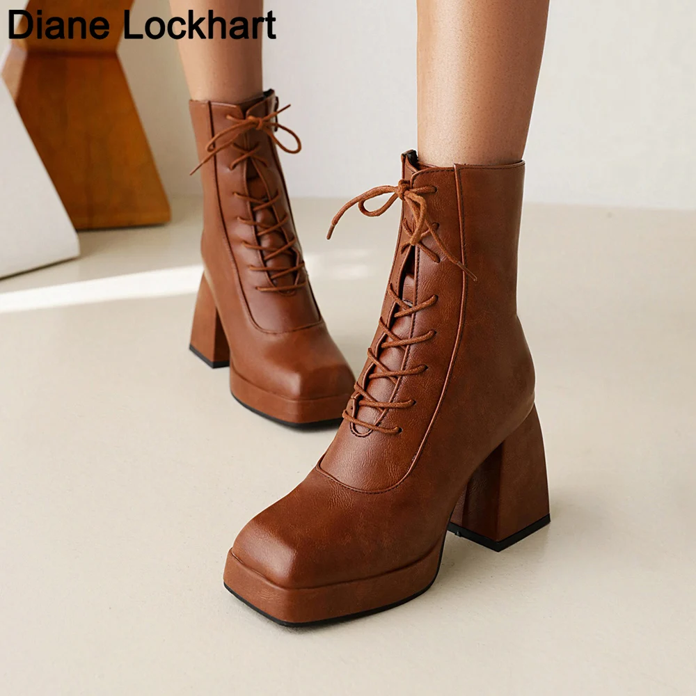 Brand Lace-up Fashion Boots Women Platform Ankle Boots Woman Autumn Winter Shoes booties Female Chunky Heels Boots Chaussures
Brand Lace-up Fashion Boots Women Platform Ankle Boots Woman Autumn Winter Shoes booties Female Chunky Heels Boots Chaussures