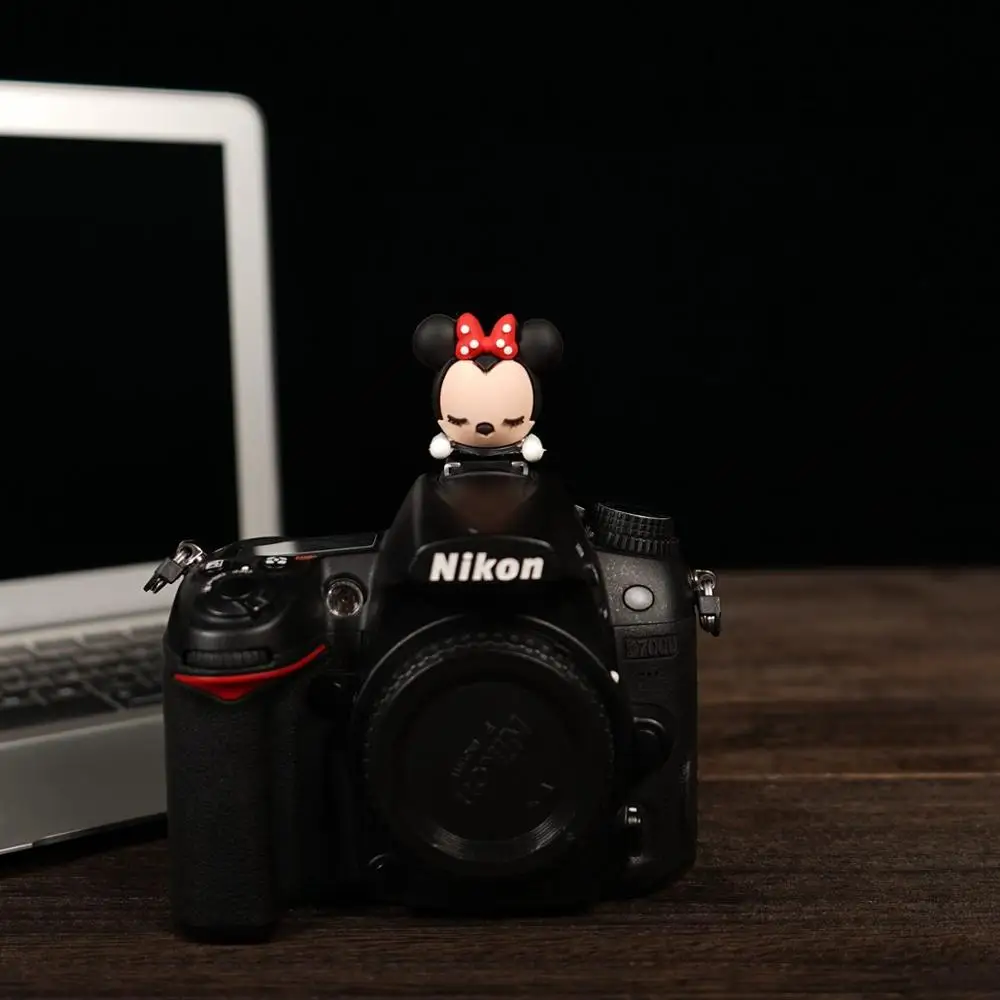 Камера hotshoe для мультфильма Диснейленд Минни кукла для nikon z7 z6 canon eos r 5d4 5d3 sony A7R3 A7R4 A72 FUJI xt3 xt4
Камера hotshoe для мультфильма Диснейленд Минни кукла для nikon z7 z6 canon eos r 5d4 5d3 sony A7R3 A7R4 A72 FUJI xt3 xt4