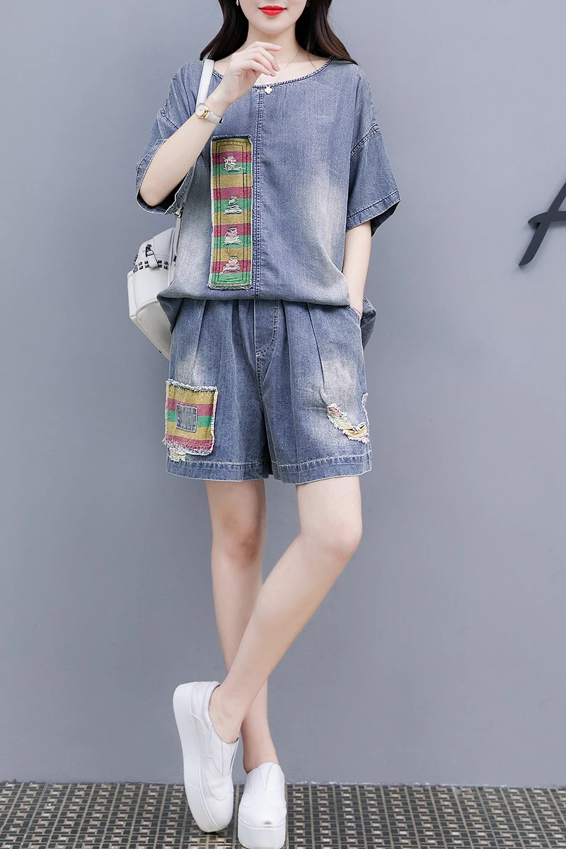 Large Size Blue Denim Suit loose belly covering fat casual patch Denim Shorts Set 2 piece set women summer clothes for women
Large Size Blue Denim Suit loose belly covering fat casual patch Denim Shorts Set 2 piece set women summer clothes for women