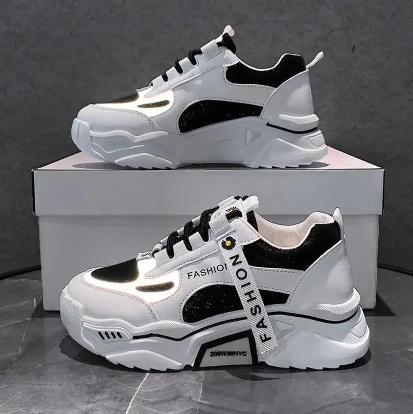 Fashion 2021 Spring Reflective Platform Sneakers Women Shoes Korean Lace Up Chunky Sneakers Mixed Color Women's Vulcanize Shoes
Fashion 2021 Spring Reflective Platform Sneakers Women Shoes Korean Lace Up Chunky Sneakers Mixed Color Women's Vulcanize Shoes