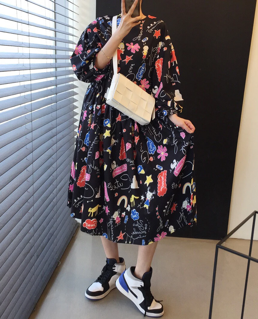 Korejpaa Women Dress 2021 Summer Korean Chic Childlike Age-Reducing Cartoon Graffiti Print Loose Puff Sleeve Big Swing Vestidos
Korejpaa Women Dress 2021 Summer Korean Chic Childlike Age-Reducing Cartoon Graffiti Print Loose Puff Sleeve Big Swing Vestidos