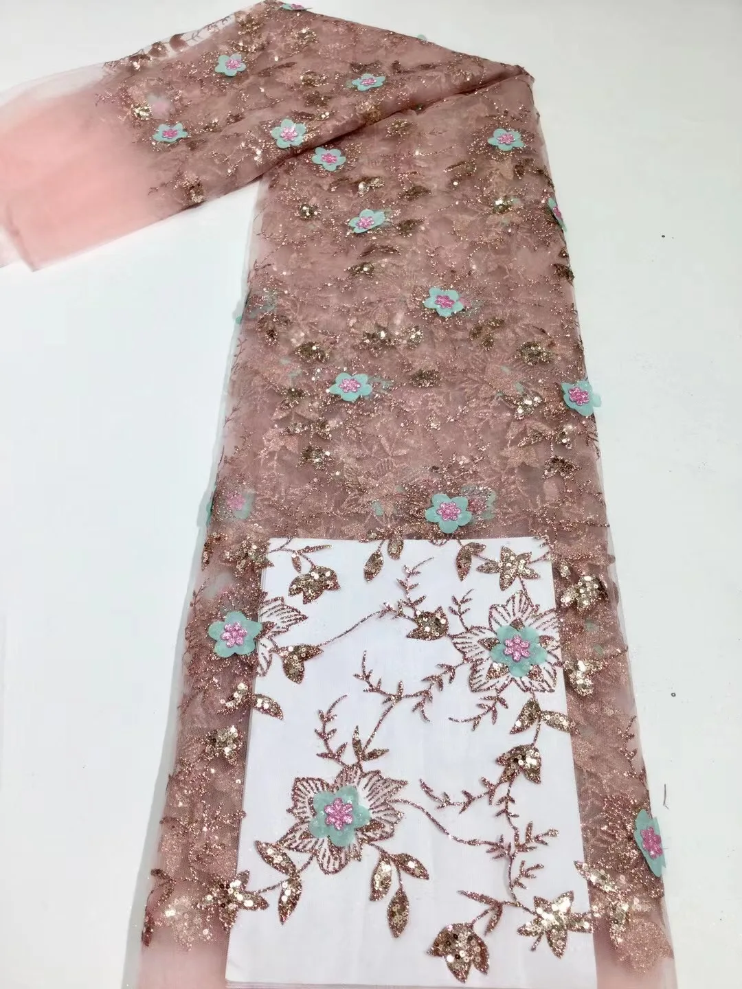 White African Sequins Lace Fabric 2021 High Quality Lace French Lace Fabric Sewing Nigerian Lace Fabrics For Dress
White African Sequins Lace Fabric 2021 High Quality Lace French Lace Fabric Sewing Nigerian Lace Fabrics For Dress