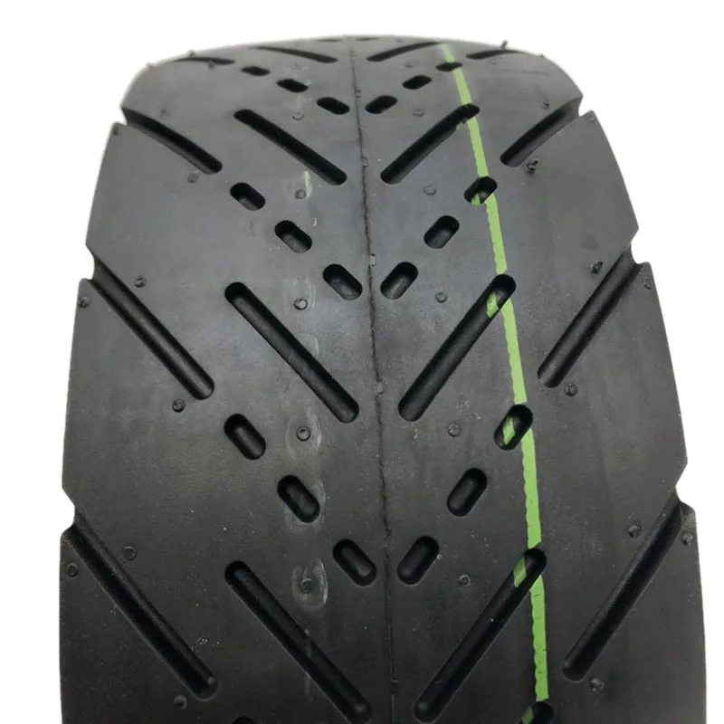 11 Inch Tubeless Tyre Electric Scooter Refitted 11-Inch 90/65-6.5 Thick Tire Outer Tire Vacuum Road Tire
11 Inch Tubeless Tyre Electric Scooter Refitted 11-Inch 90/65-6.5 Thick Tire Outer Tire Vacuum Road Tire