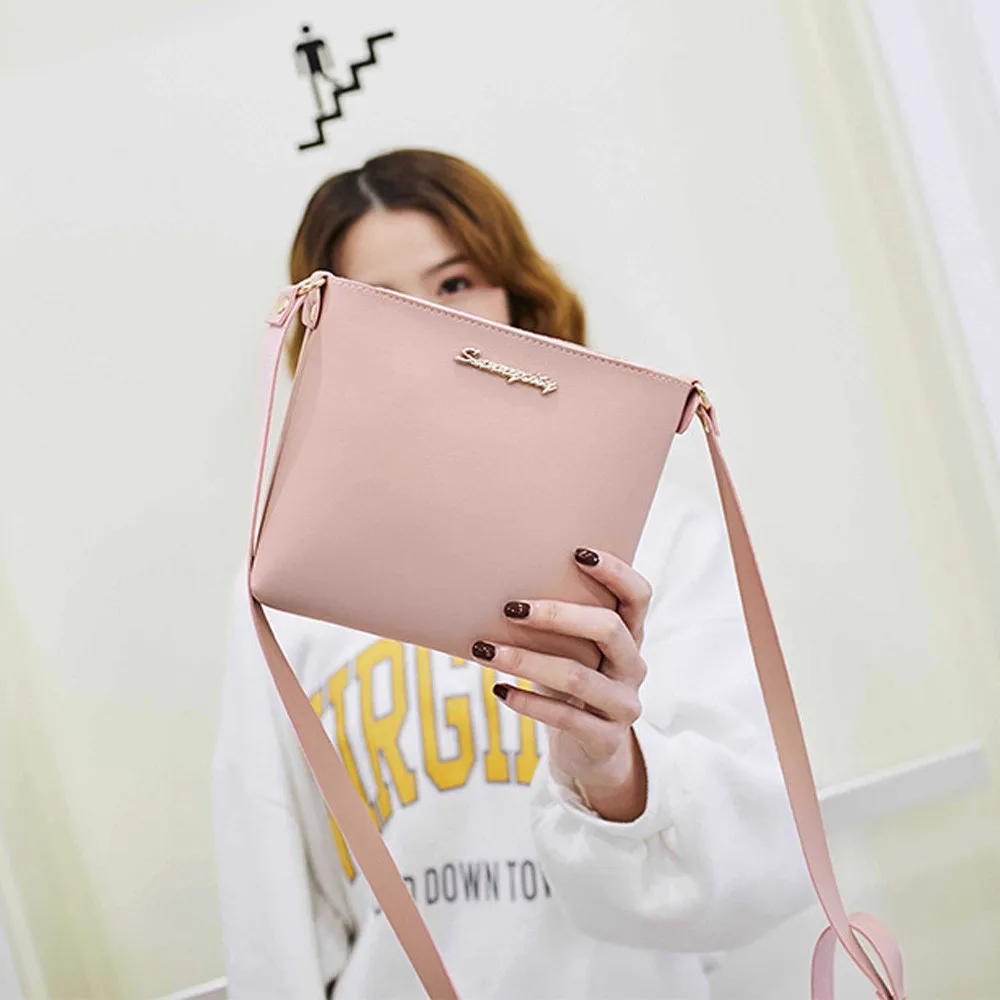 Letter Pu Leather Armpit Bag For Women 2021 Solid Color Chain Shoulder Handbags Female Thin Belt Travel Fashion Hand Bag Bolsas
Letter Pu Leather Armpit Bag For Women 2021 Solid Color Chain Shoulder Handbags Female Thin Belt Travel Fashion Hand Bag Bolsas
