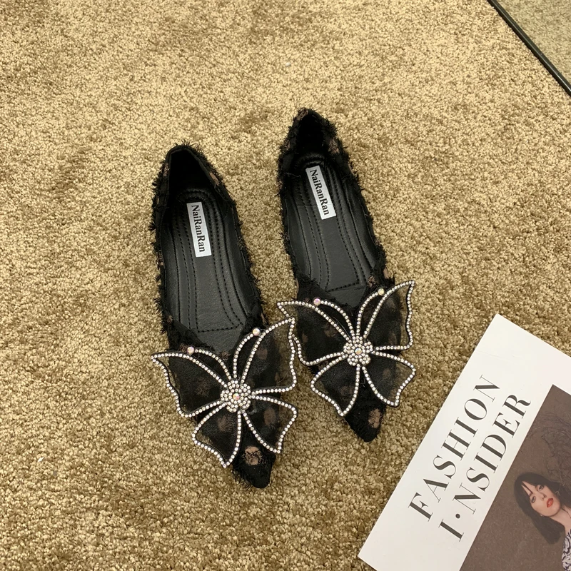 2020 New Pointed Flat Shoes Woman Loafers Low Fashion Dots Spring Casual Shoes Women Flats Elegant Butterfly Women Shoes W38-38 
2020 New Pointed Flat Shoes Woman Loafers Low Fashion Dots Spring Casual Shoes Women Flats Elegant Butterfly Women Shoes W38-38