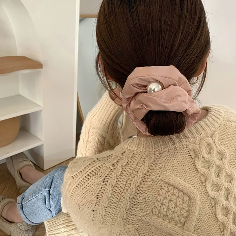 Japanese Korean Style Pearl Down Hair Ring Solid Color Large Intestine Hair Ring Elegant Soft Sweet Textured Fluffy Headdress
Japanese Korean Style Pearl Down Hair Ring Solid Color Large Intestine Hair Ring Elegant Soft Sweet Textured Fluffy Headdress
