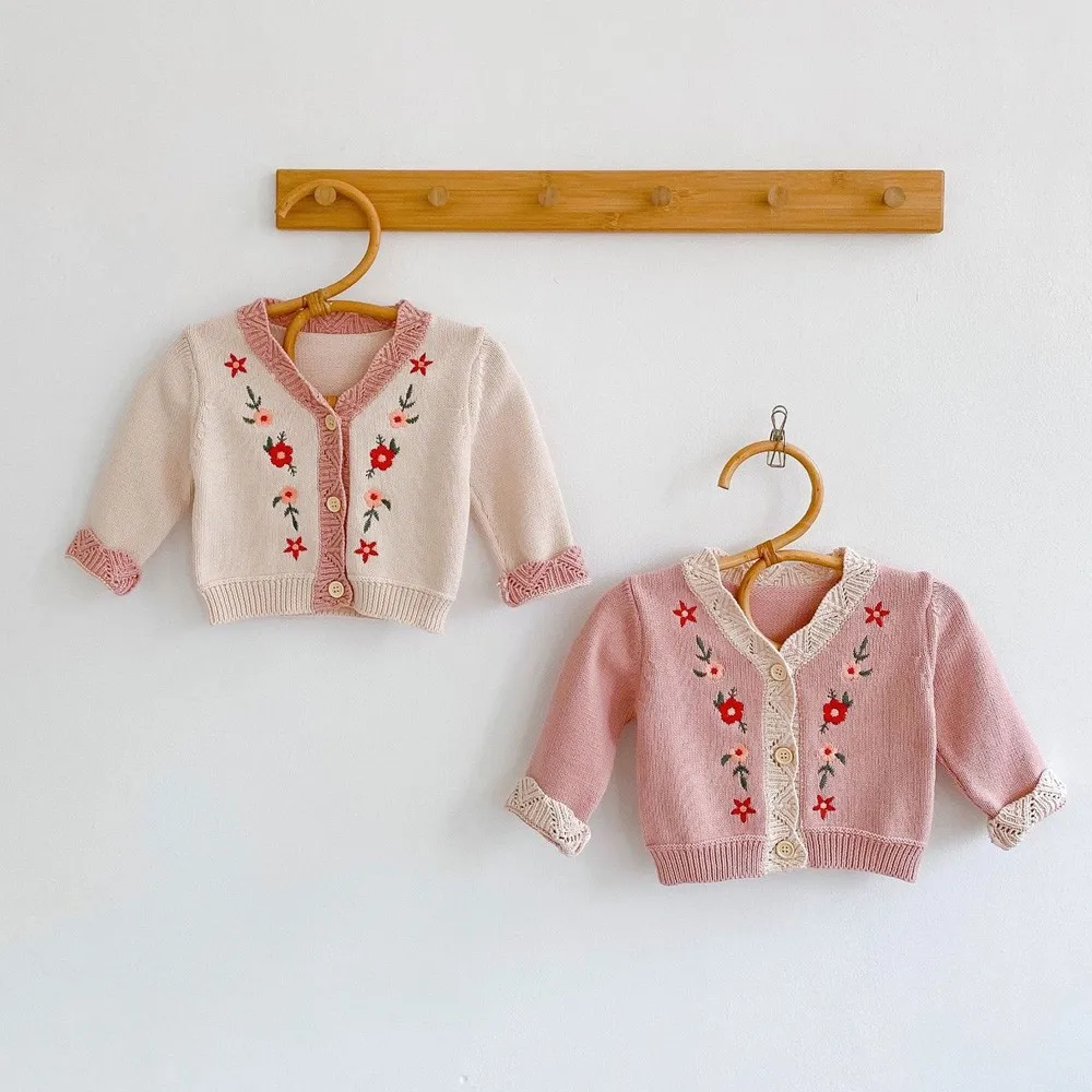 22021 Autumn Winter Flower Embroidered Knitwear Infant Baby Girls Casual Knit Cardigan Children Cotton Long Sleeve Sweater Tops 
22021 Autumn Winter Flower Embroidered Knitwear Infant Baby Girls Casual Knit Cardigan Children Cotton Long Sleeve Sweater Tops