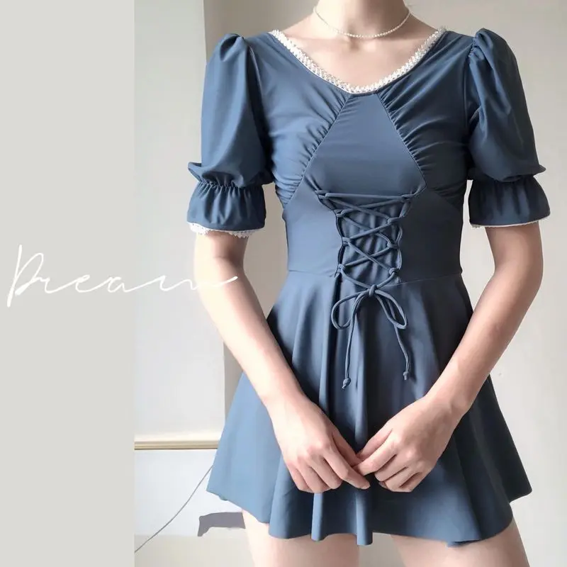 Swimsuit Female 2021 New Conservative One-Piece Skirt Soft Covering Belly Slimming Student Girl Bathing Beach Vacation Swimwear
Swimsuit Female 2021 New Conservative One-Piece Skirt Soft Covering Belly Slimming Student Girl Bathing Beach Vacation Swimwear
